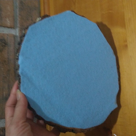 Sliced tree trunk painted shellac elephant picture - Picture 7 of 9